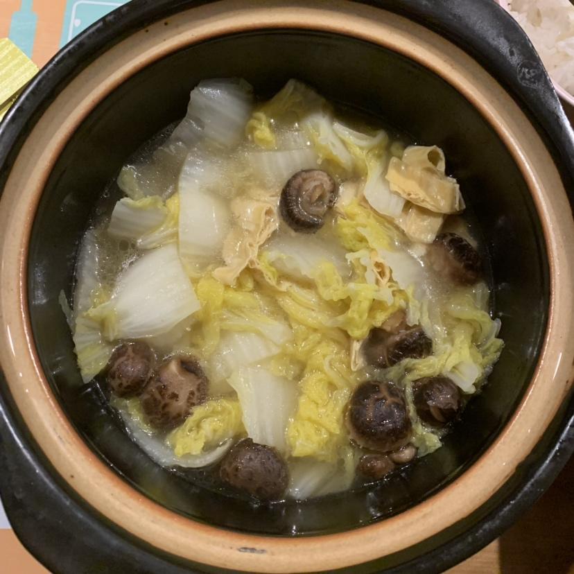 娃娃菜香菇煲的做法