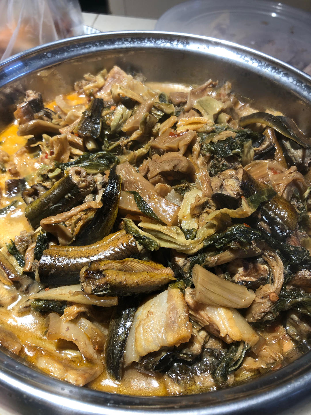 公安腊肉咸菜烘鳝鱼的做法