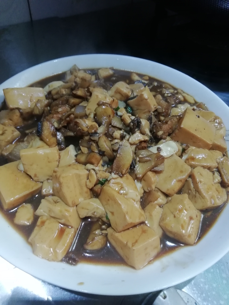红烧豆腐烩蘑菇的做法