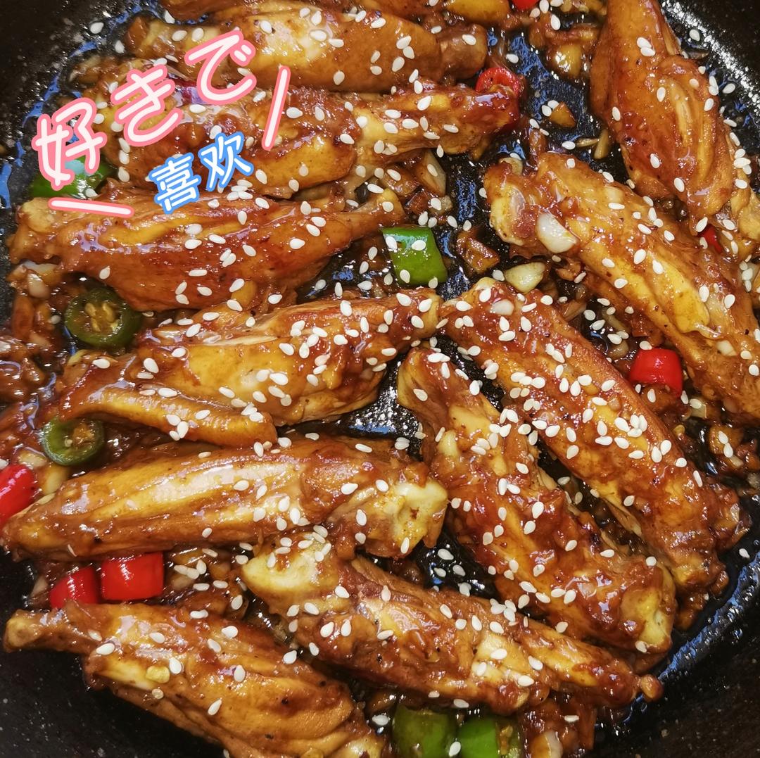 简单易学的『蒜香鸡翅』的做法