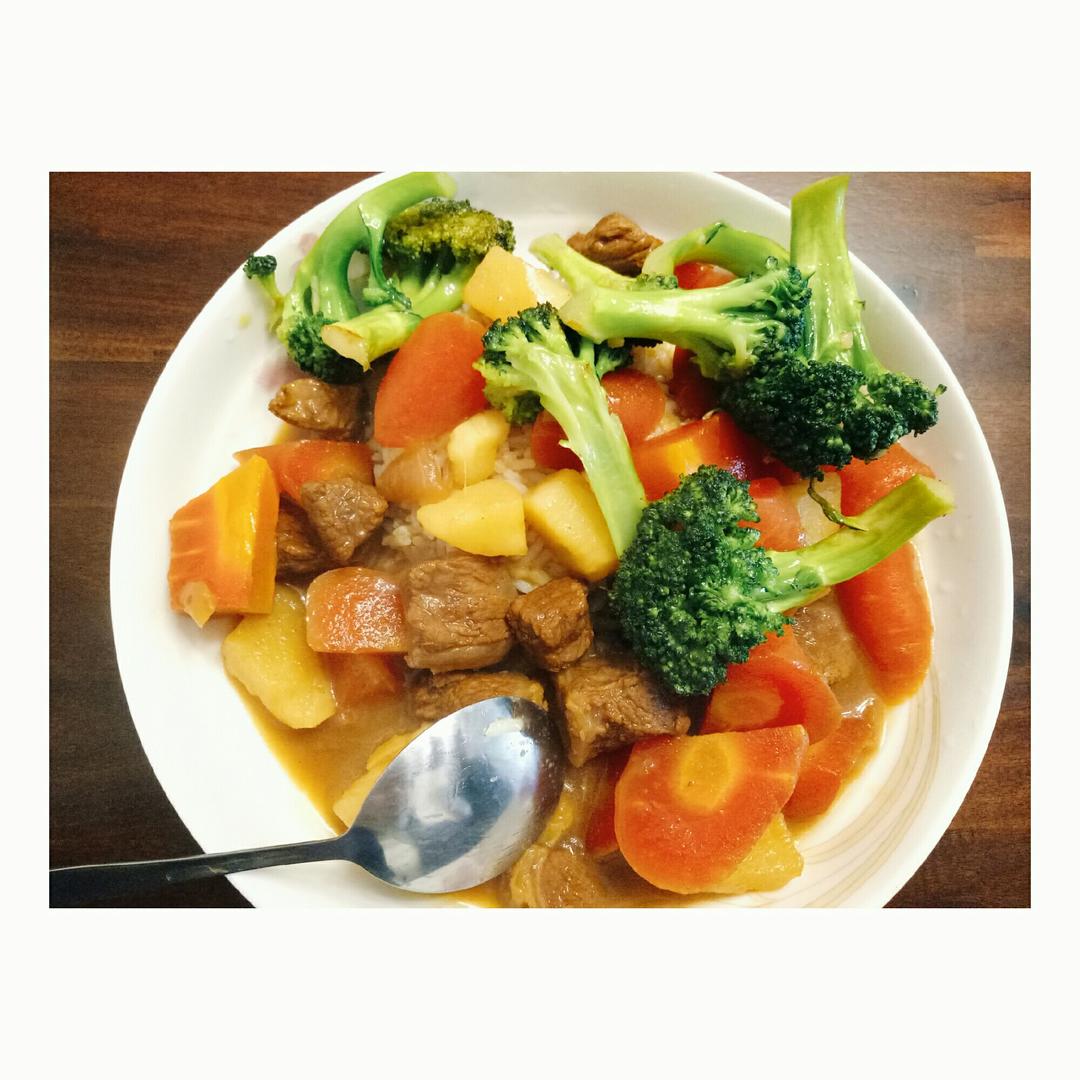 日本妹子教的日式咖喱牛肉饭