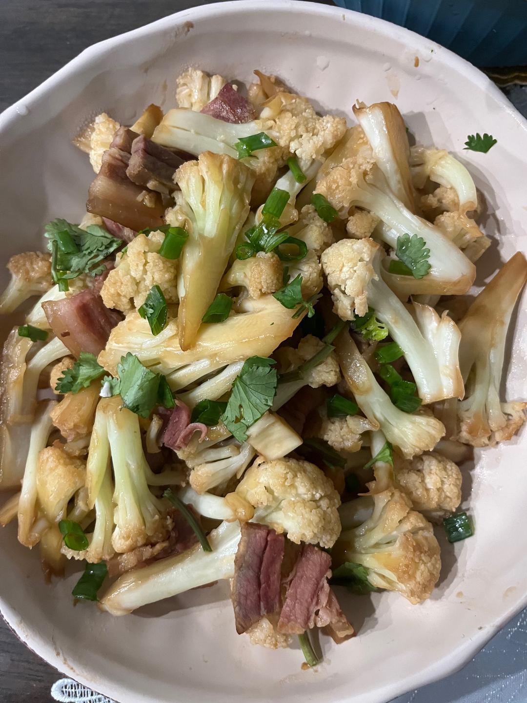 干锅咸肉炒花菜