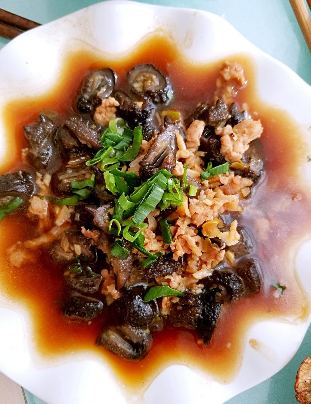 肉末烧海参