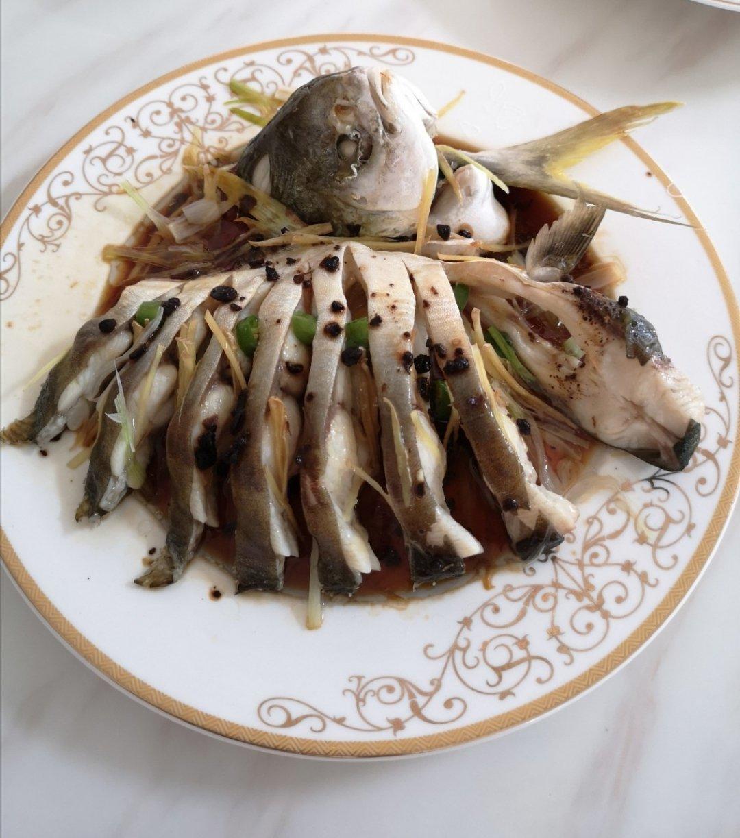 清蒸金昌鱼