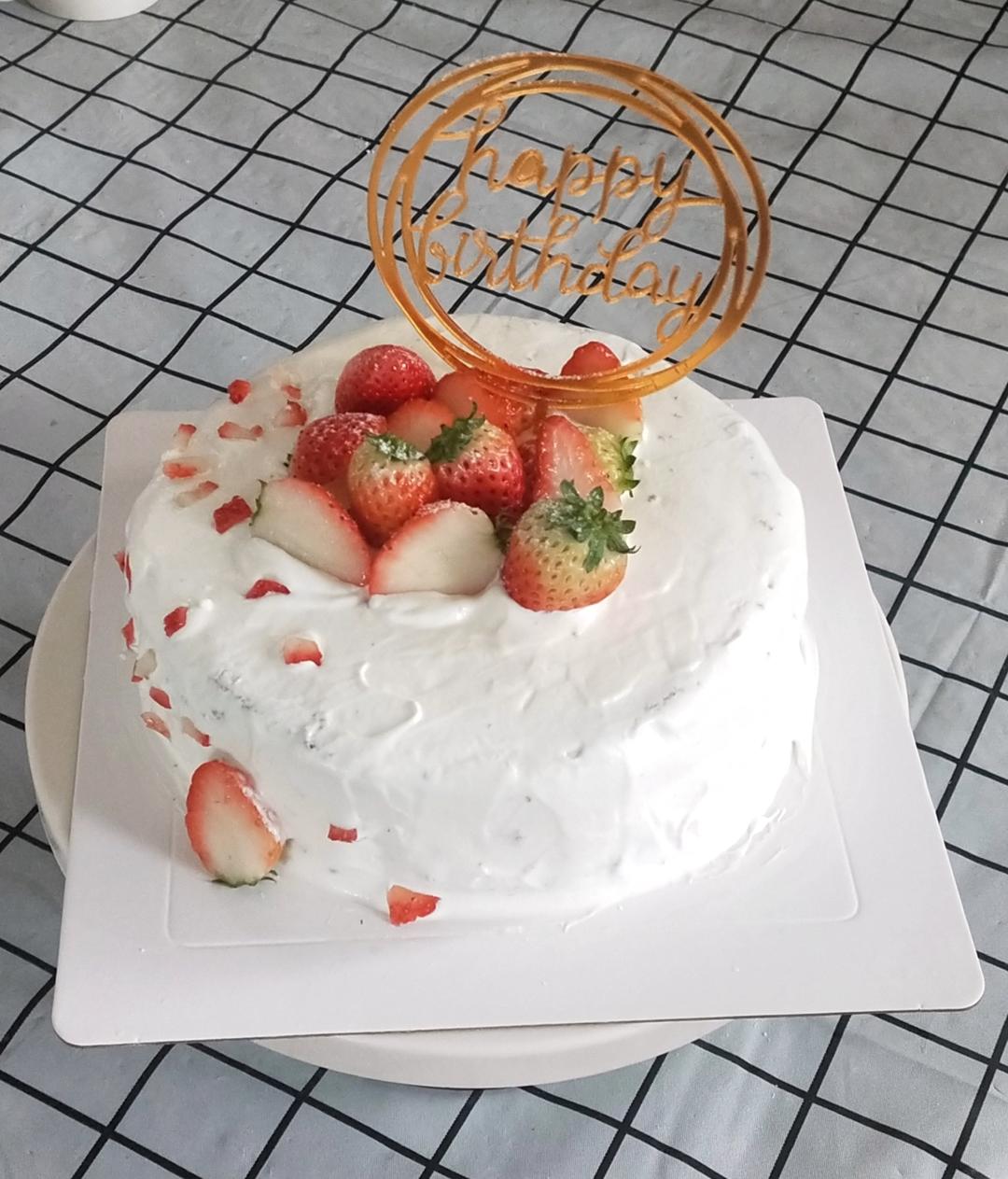 蛋糕抹面技巧（附淡奶油打发小贴士）