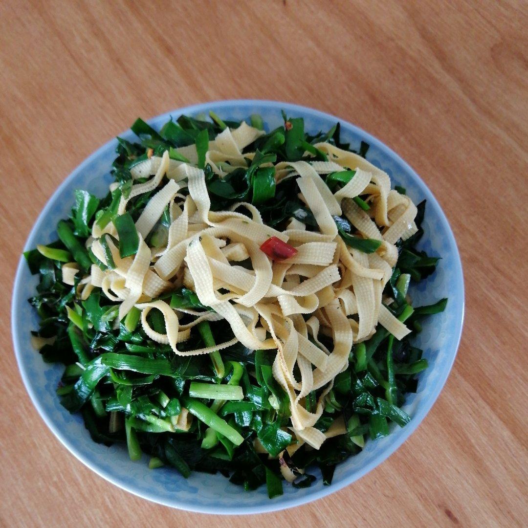 千张丝炒韭菜