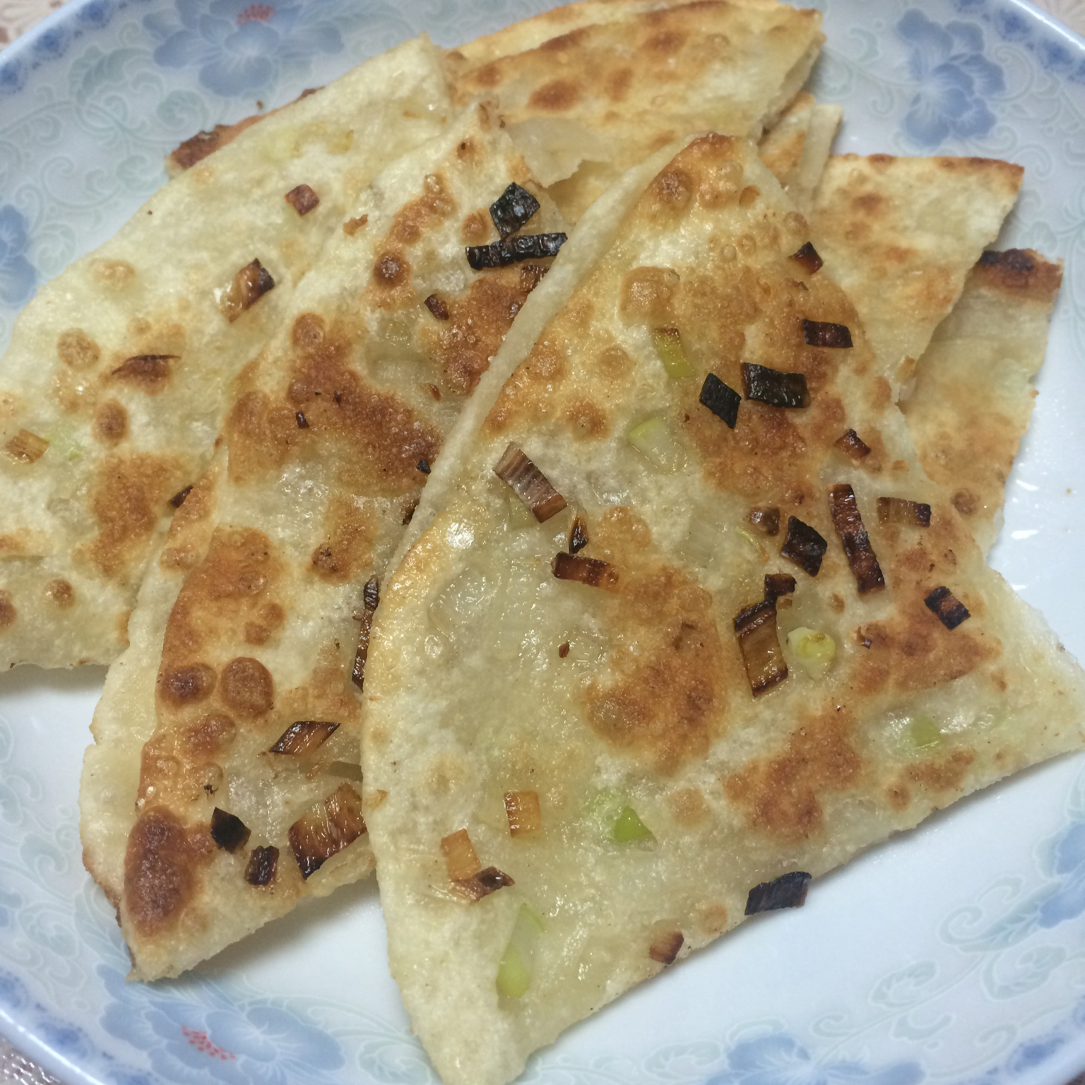 自制葱油饼