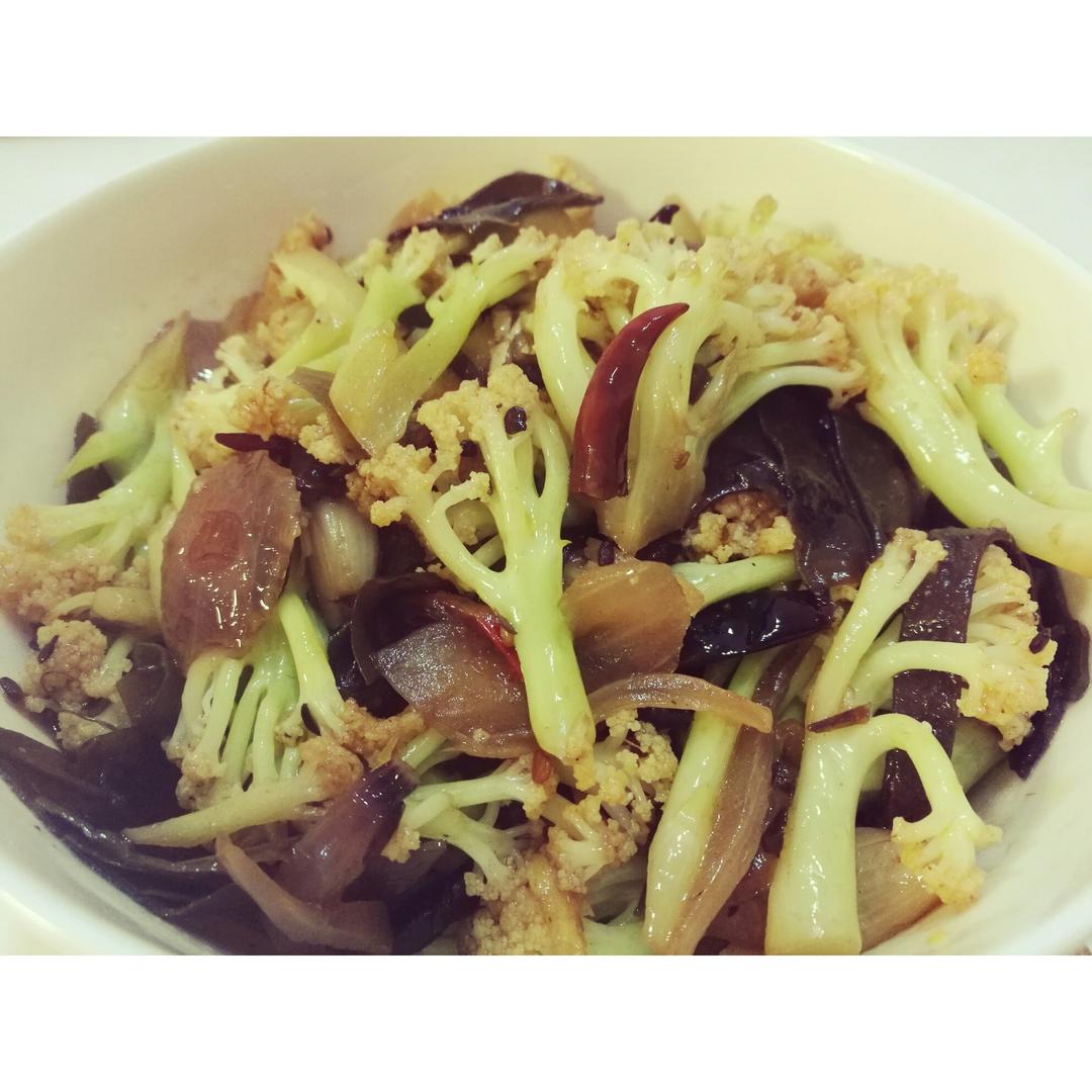 很“浪费”米饭的家常菜之一-------干锅菜花