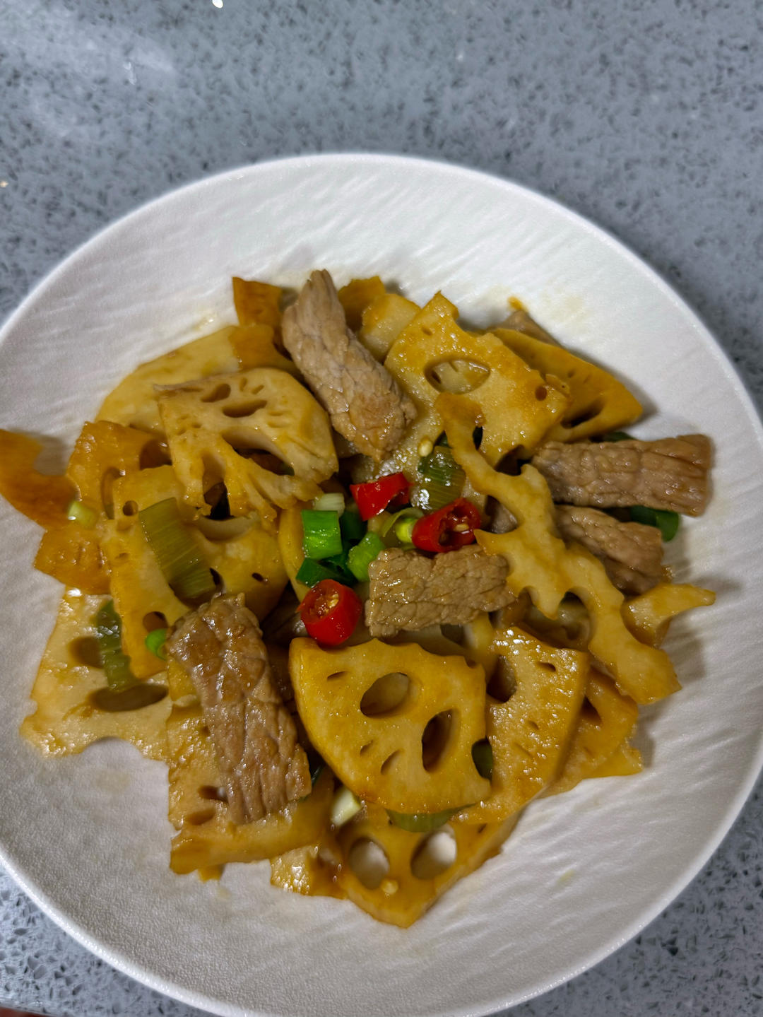 小炒藕片｜简单快手家常菜