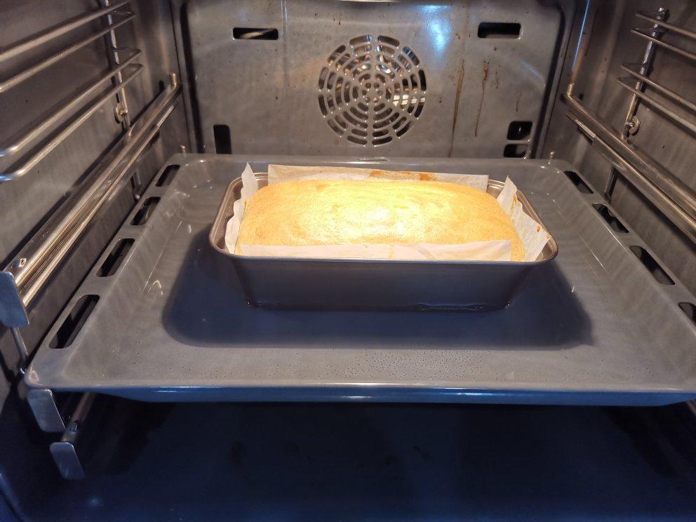 堪比柯基屁股
爆浆芝士🧀古早蛋糕