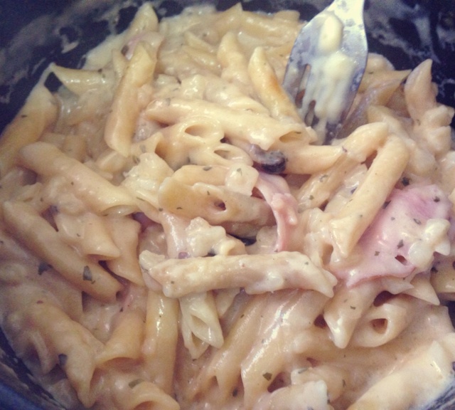 奶油熏肉蘑菇意粉