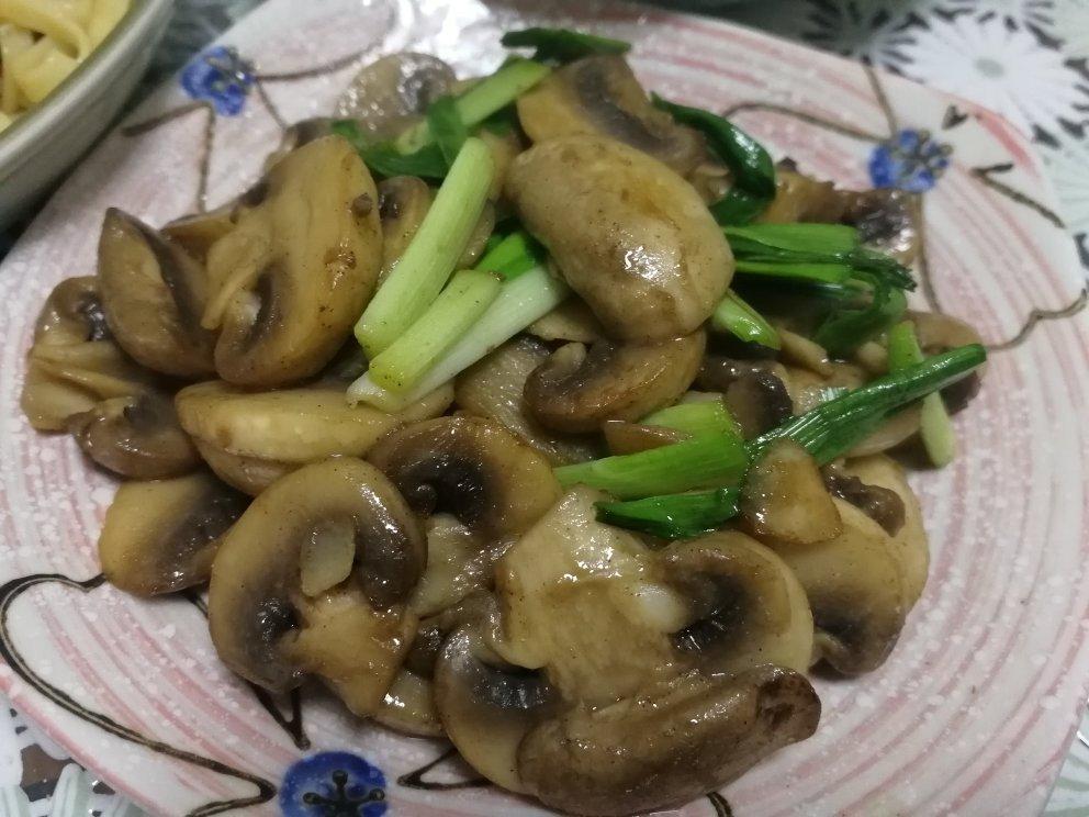 小炒蘑菇
