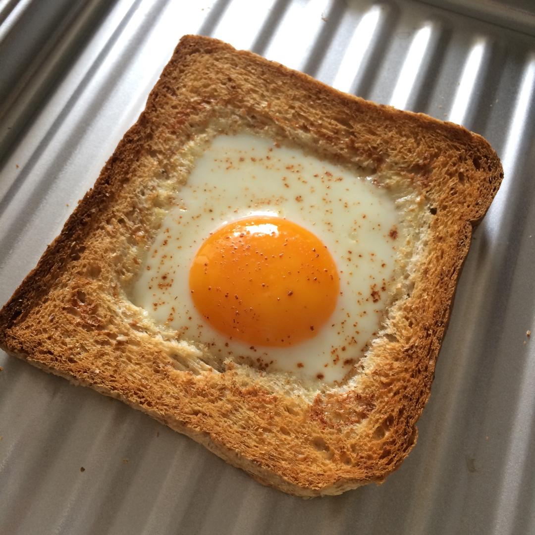 鸡蛋芝士烤吐司