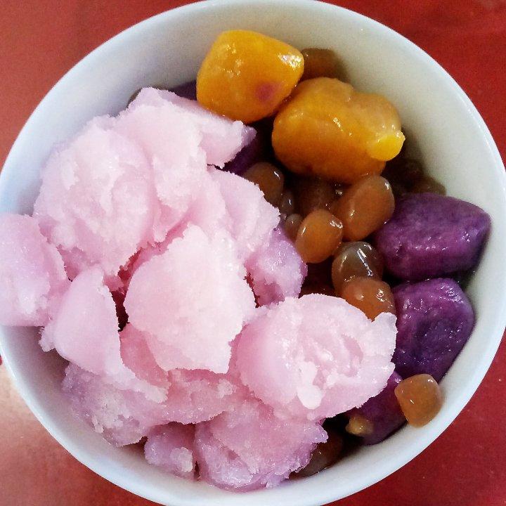 自制鲜芋仙芋圆（另附: 蜜红豆和仙草冻的做法）