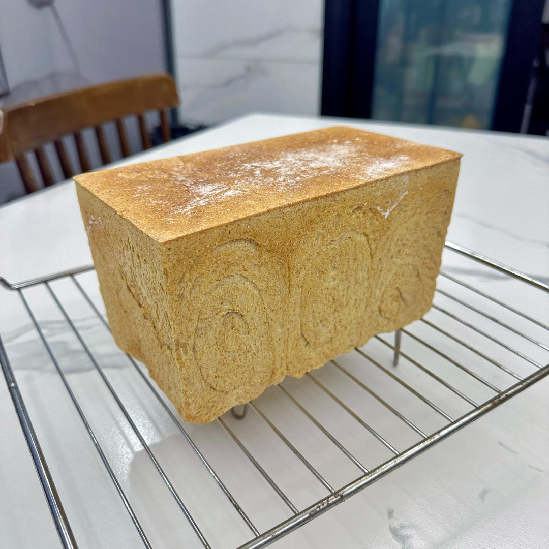 #免揉吐司 无油无糖全麦吐司🍞