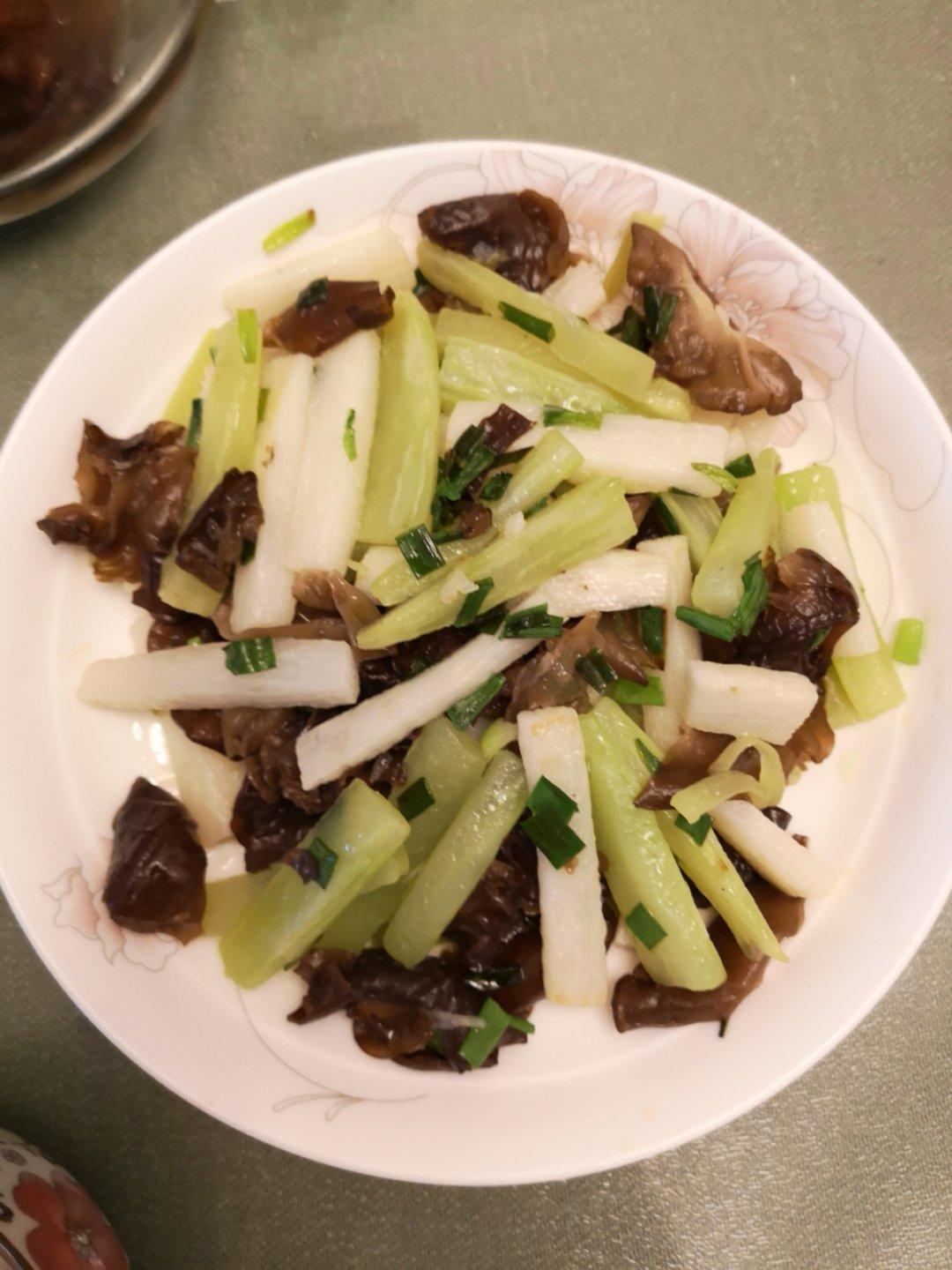 山药木耳炒青笋
