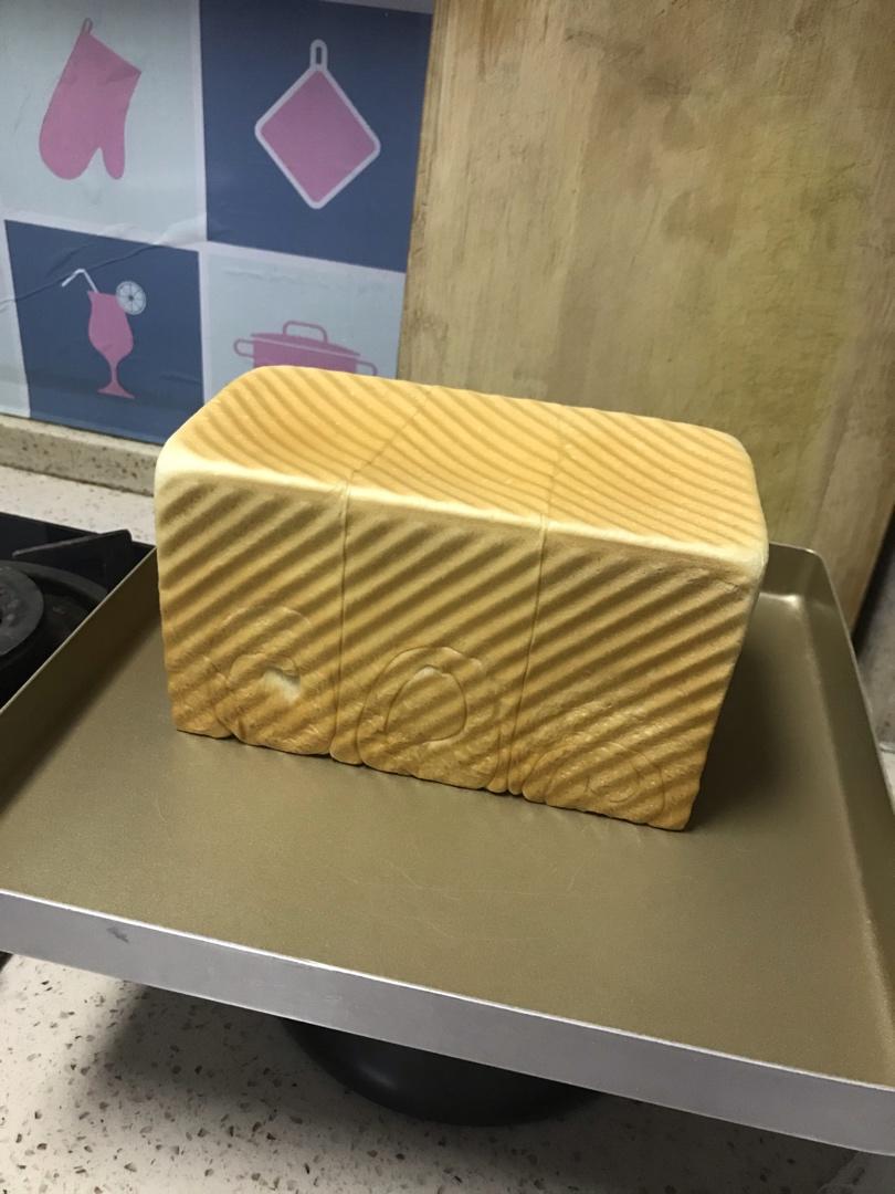 吐司，奶香手撕面包，超级香浓