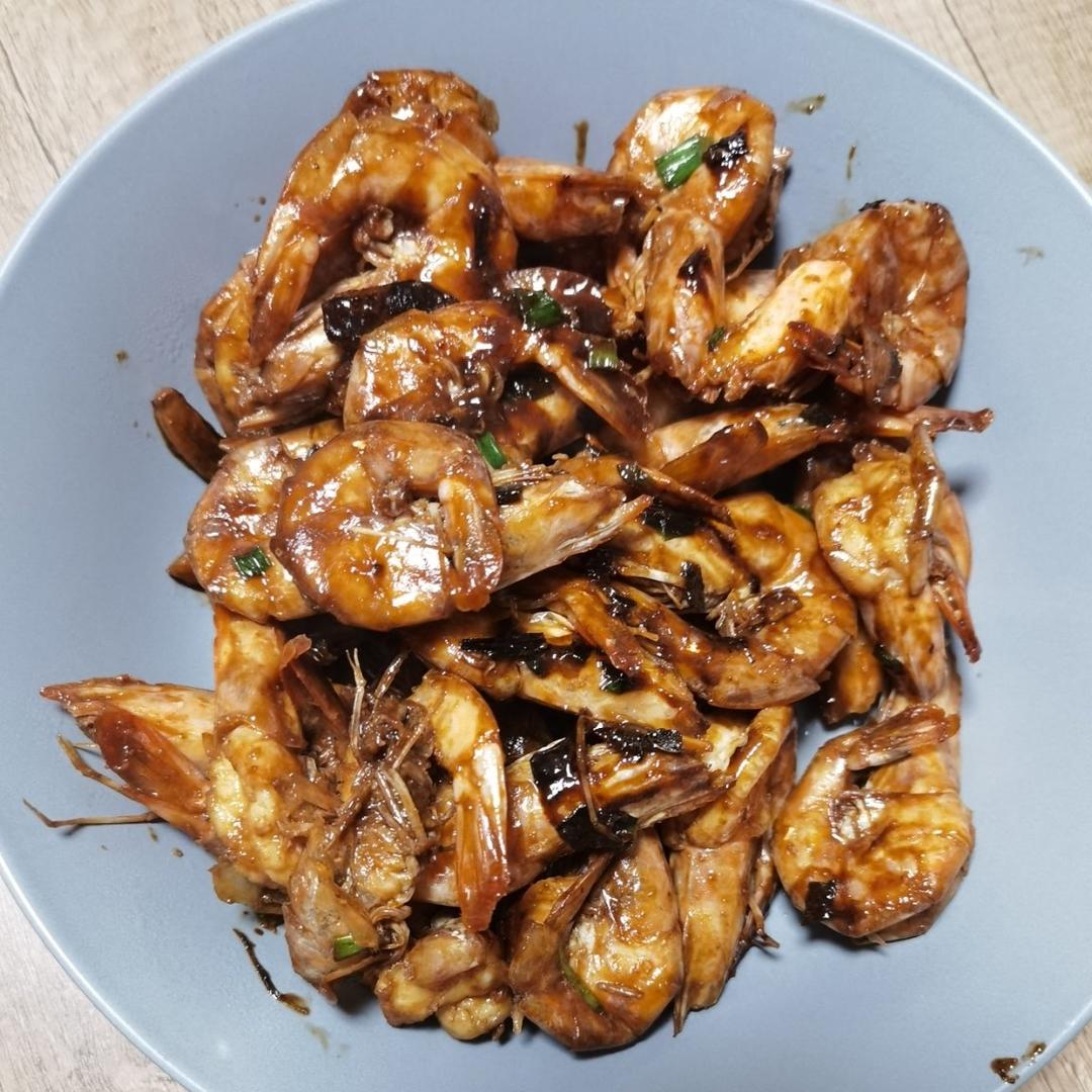 10分钟搞定，好吃到舔手指的油焖大虾