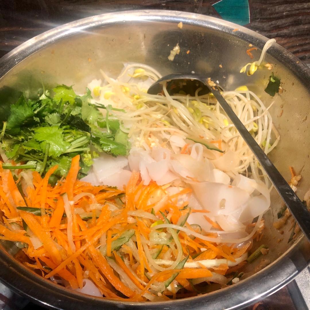 凉皮-家庭自制（告诉你自己做更劲道的秘诀）