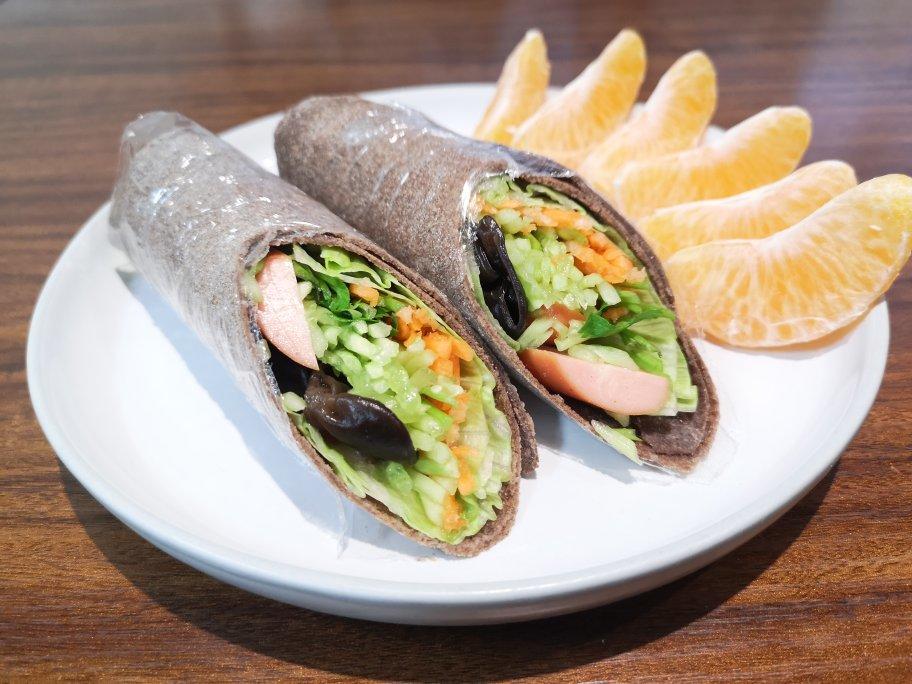全麦煎饼卷一切