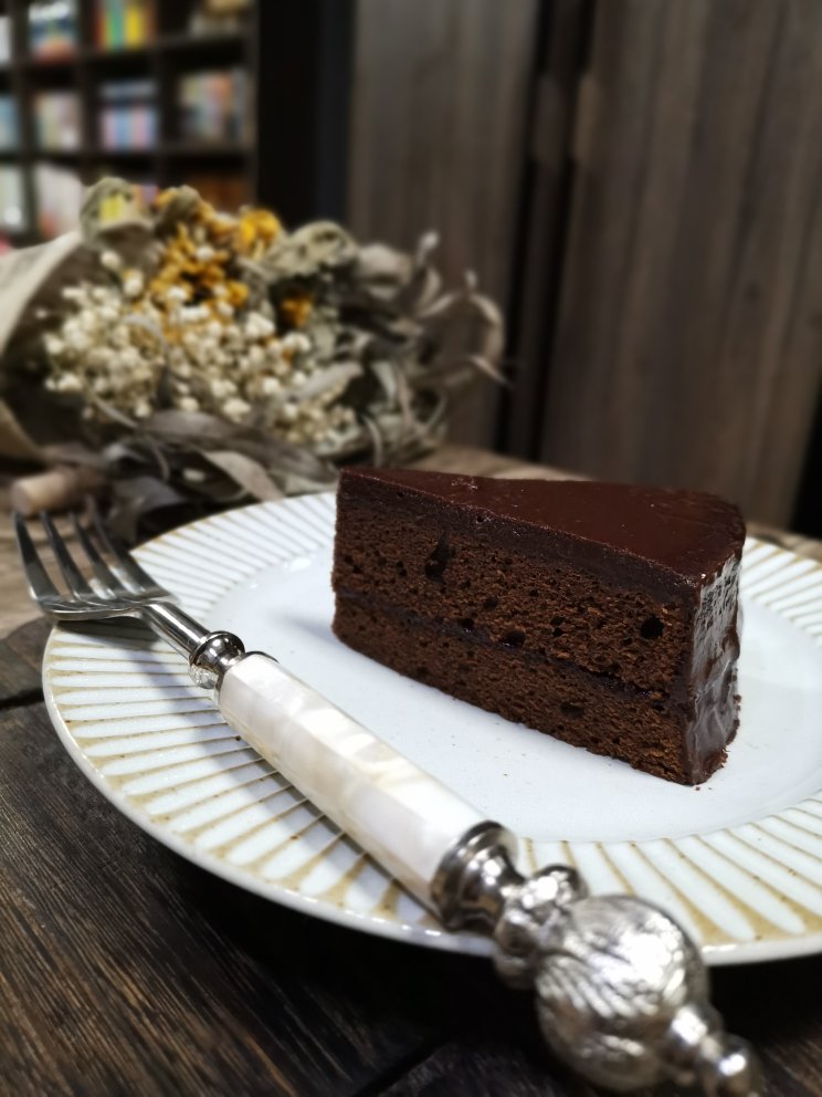 要说最经典的巧克力蛋糕，必须有它啦 | 萨赫蛋糕