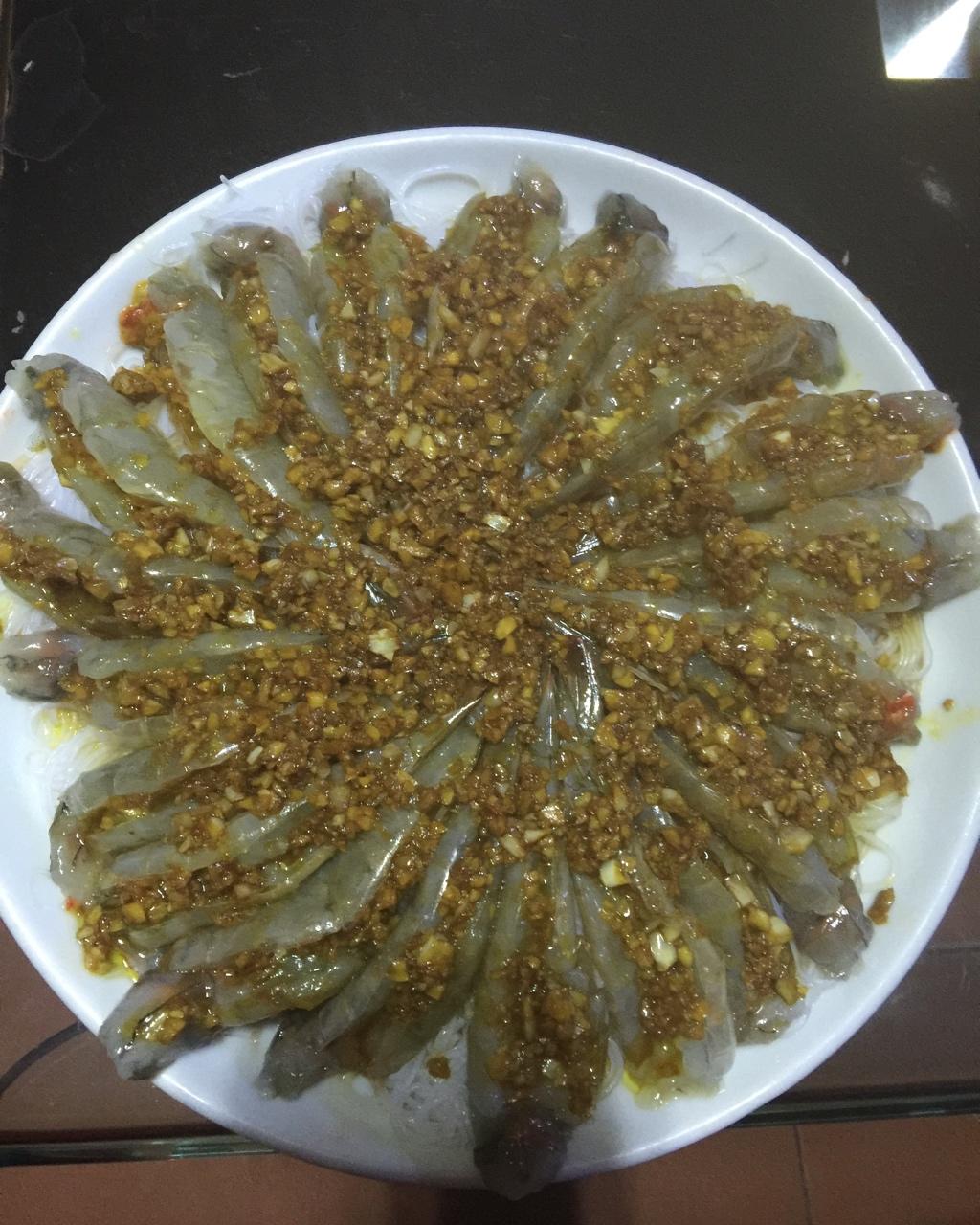 蒜蓉粉丝蒸虾