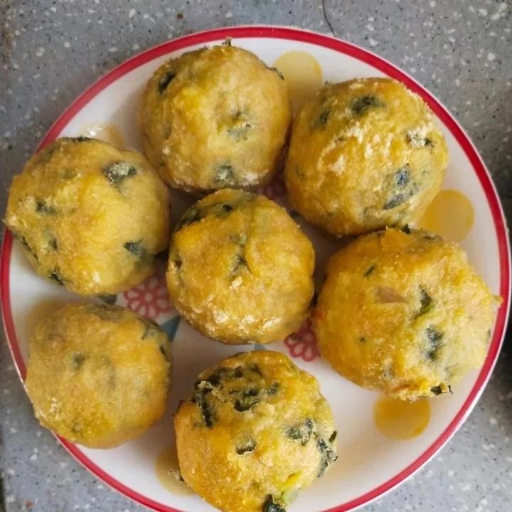 （减脂）玉米面菜团子