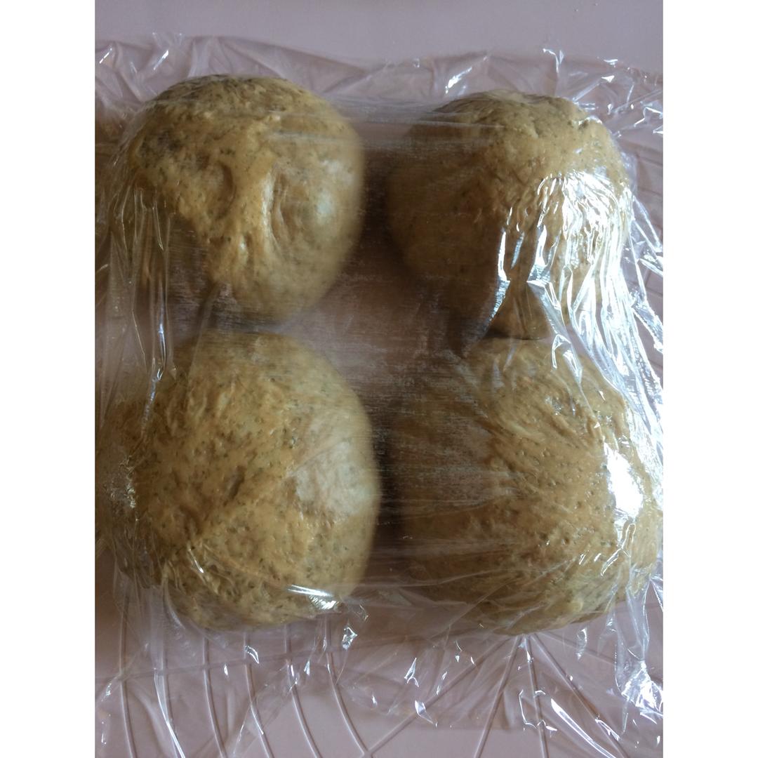 黑芝麻蜜豆软欧