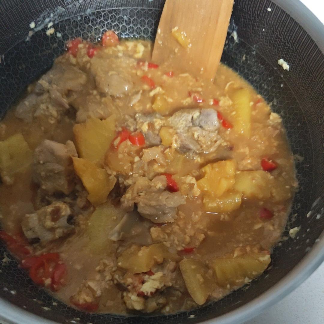 蜜汁菠萝焖排骨