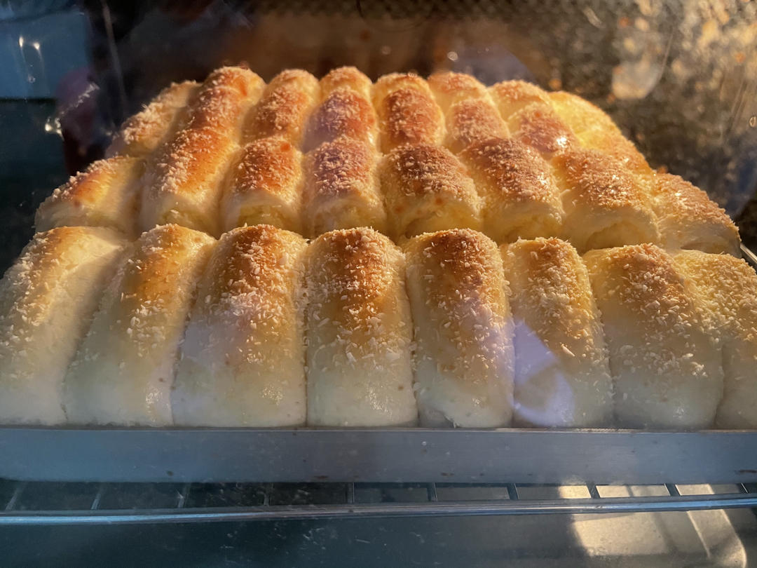 一次发酵-松软拉丝椰蓉排包-椰蓉金砖-椰蓉面包
