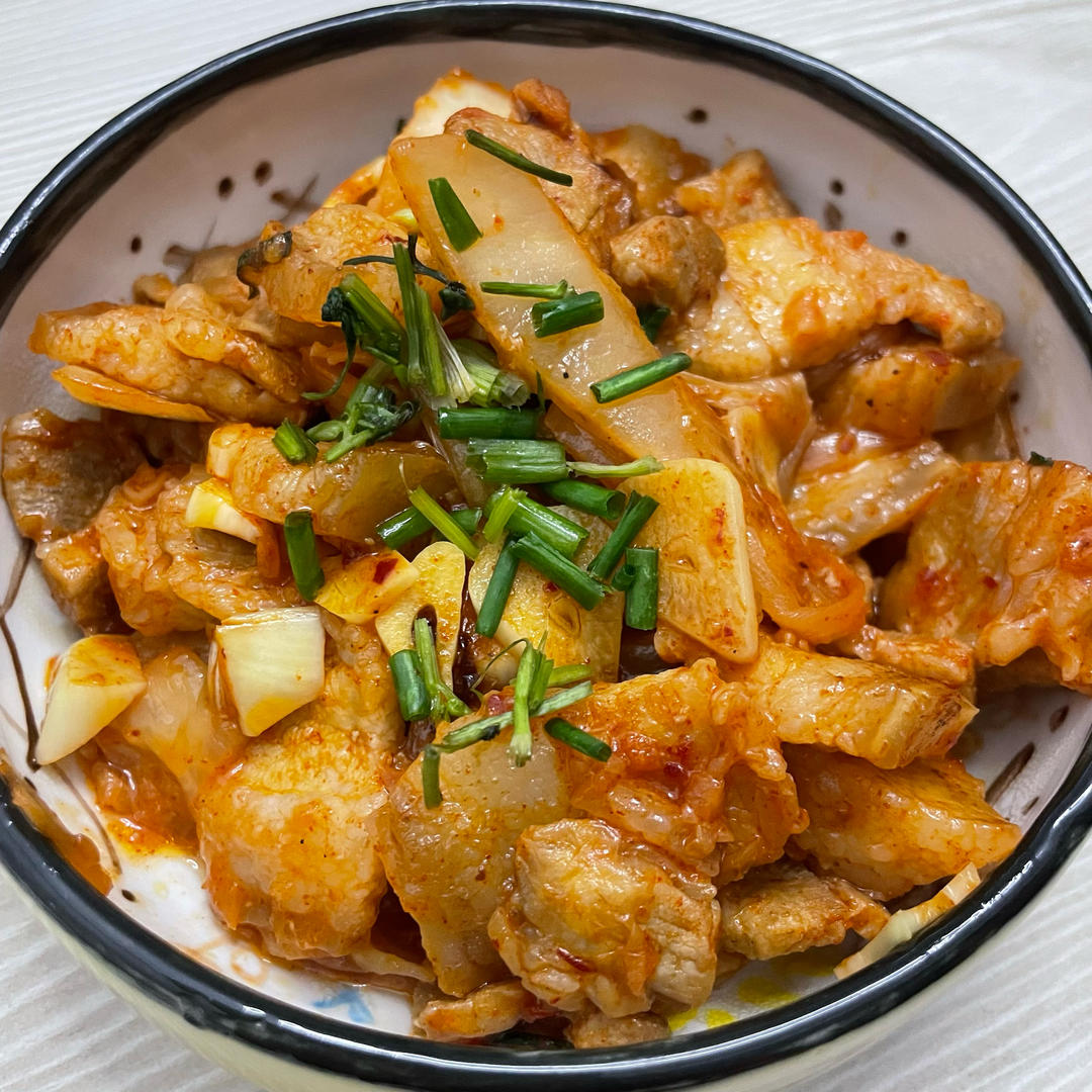 秘制泡菜炒五花肉