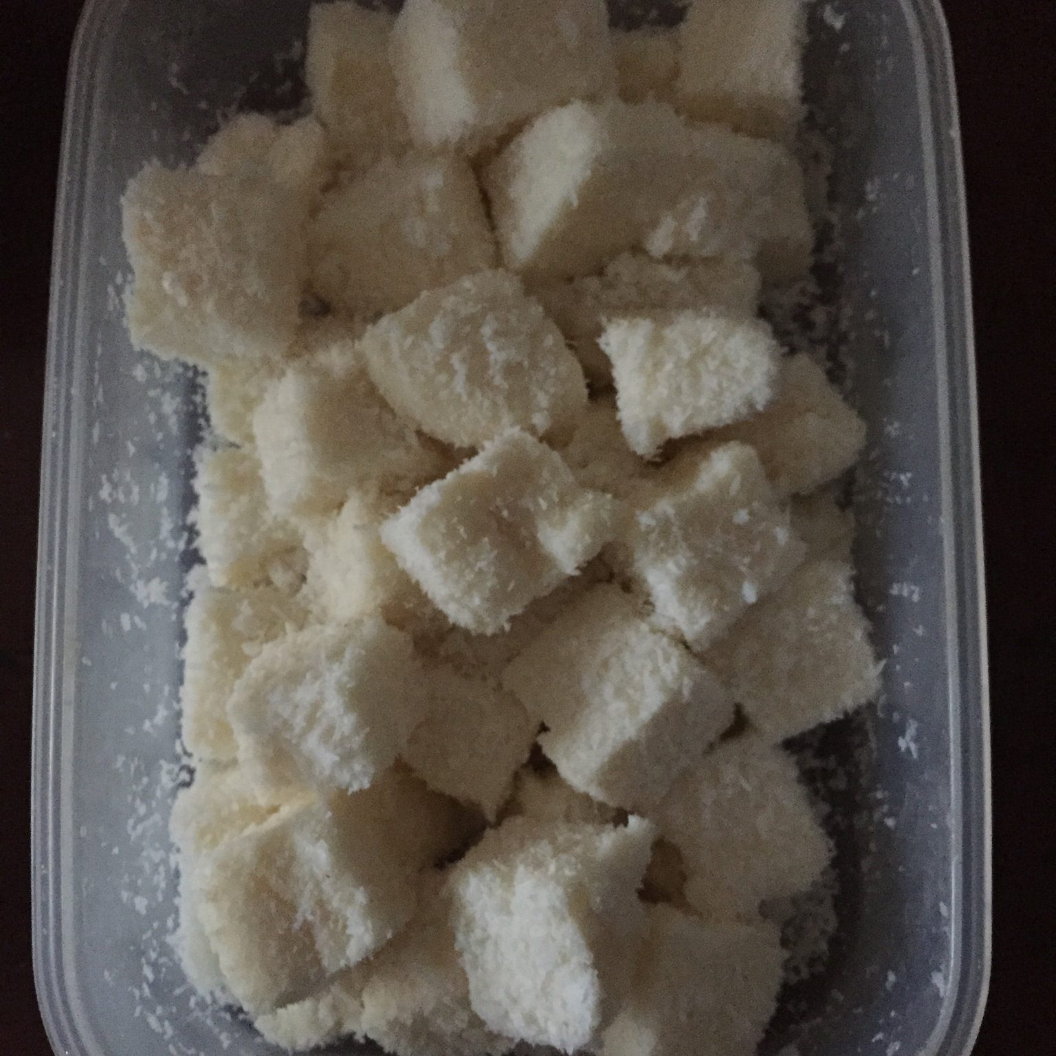 完胜85度C牛奶椰丝小方