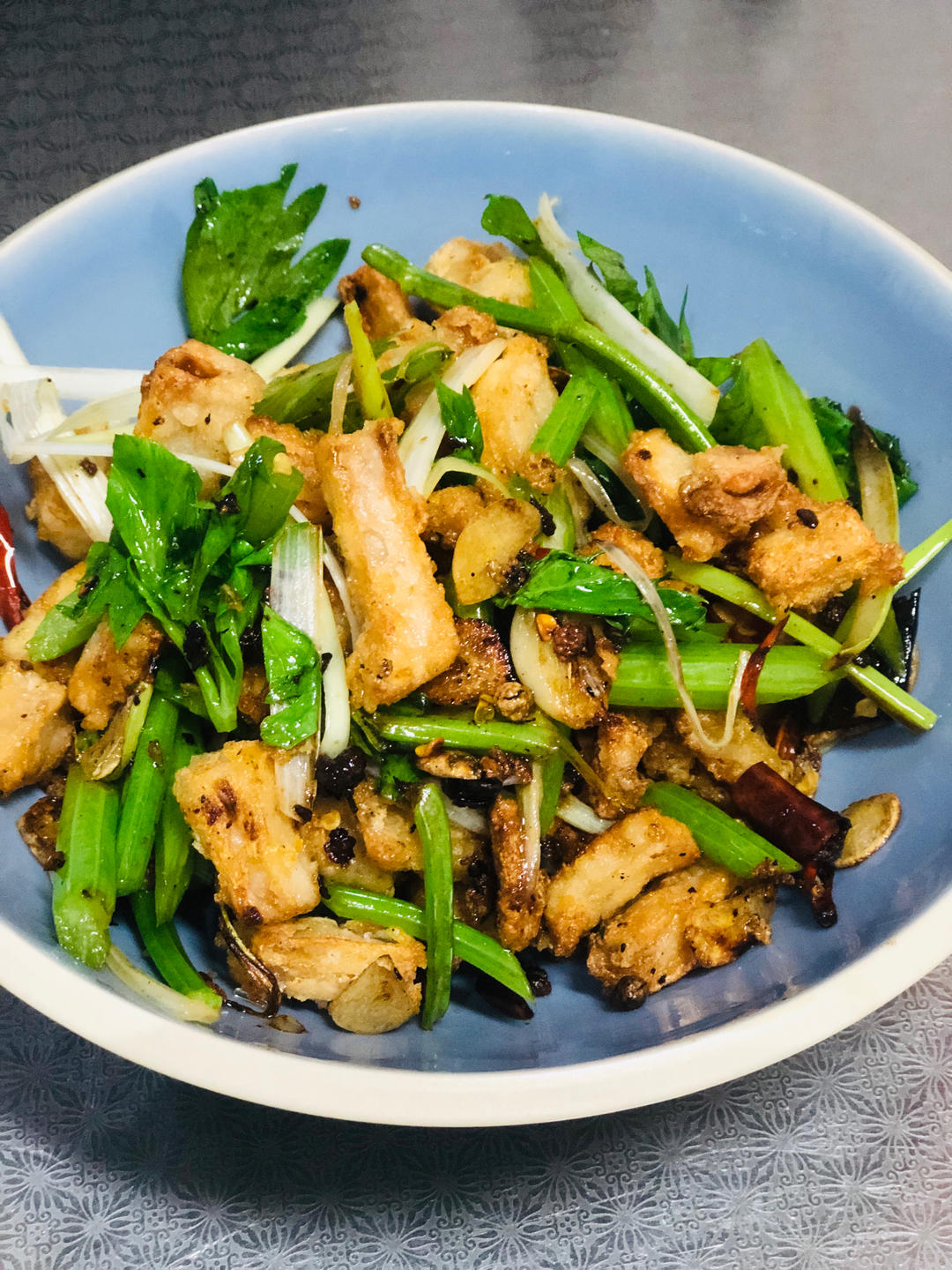 可以当零食吃的干煸藕丝