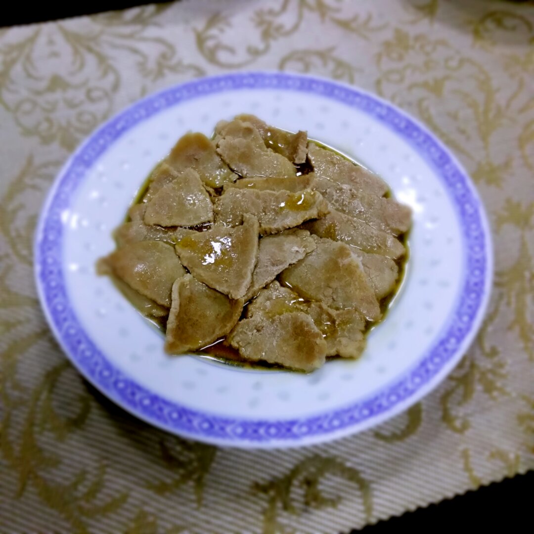 牛肉香 | 爸爸厨房 VOL . 138 牛肉 料酒 白糖 葱 香油 盐 姜 水淀粉 儿童酱油