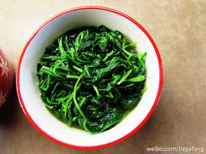 清炒菠菜