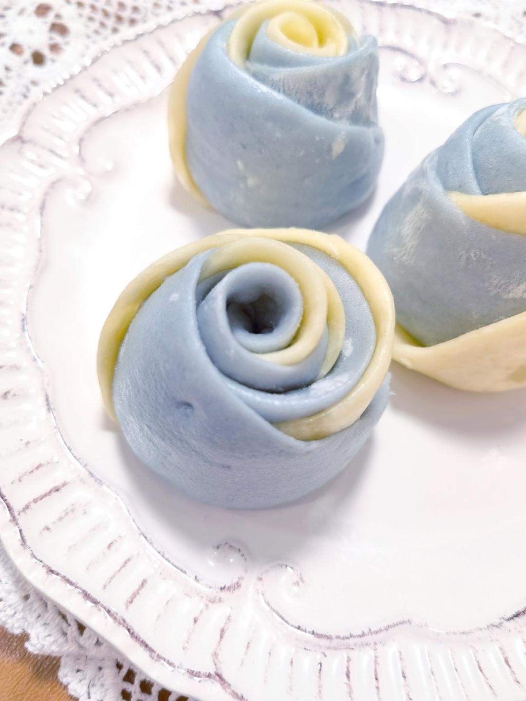 蓝色妖姬双色花卷