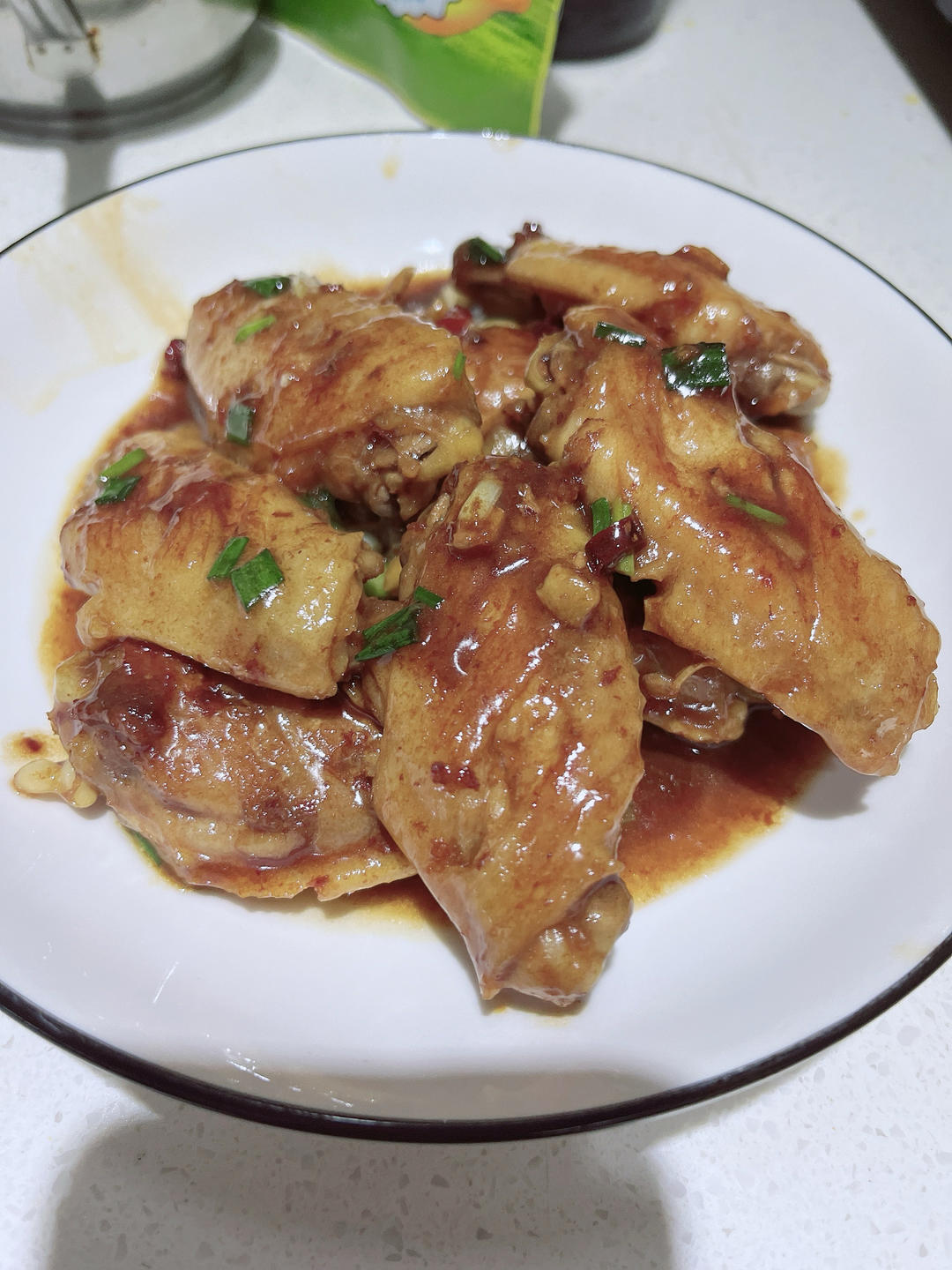 外婆教我的红烧鸡翅·连汤汁都狠好吃！！！