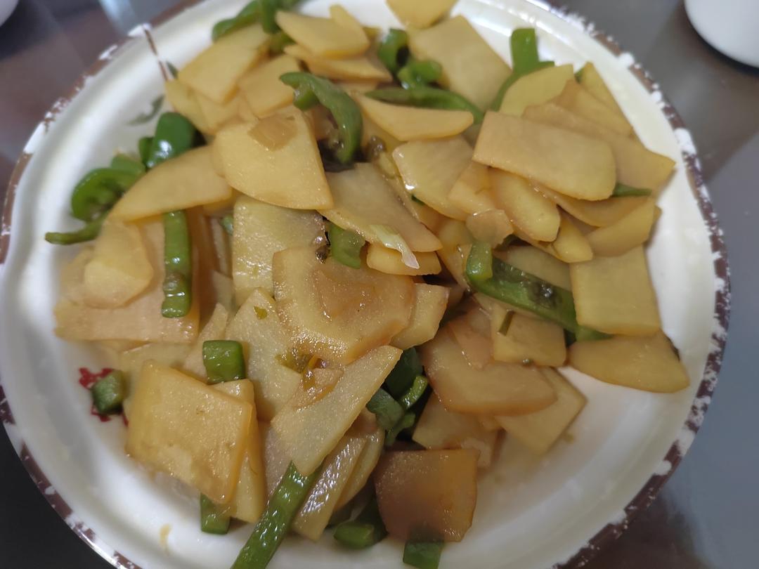 比肉都好吃的青椒炒土豆片😋简单又美味❗️