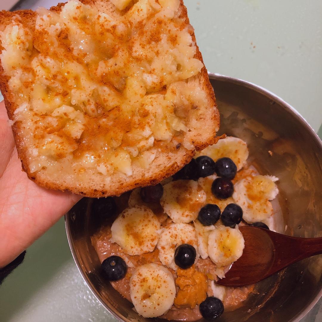 香蕉泥花生酱三明治（我的食欲稳定器）| 健康·三餐