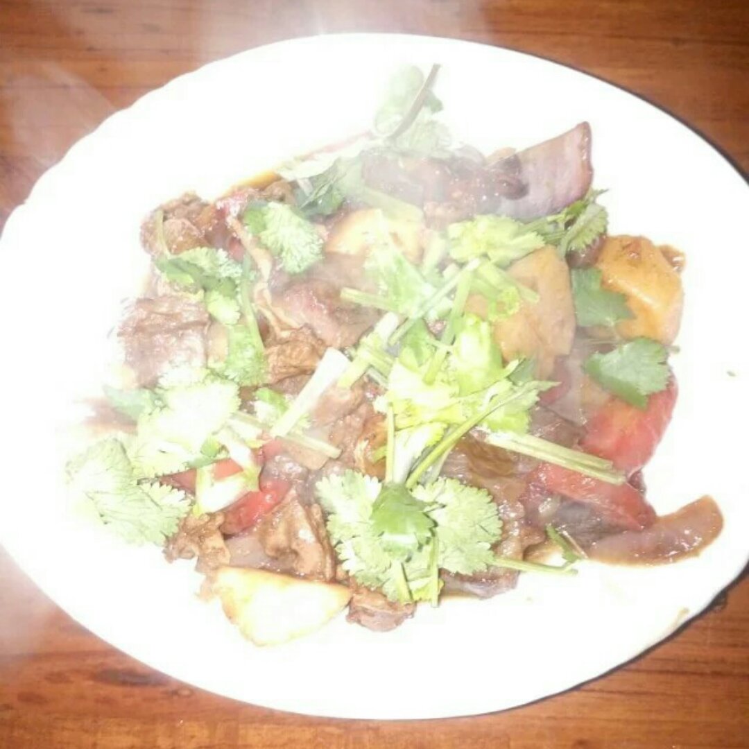 红烧土豆牛腩