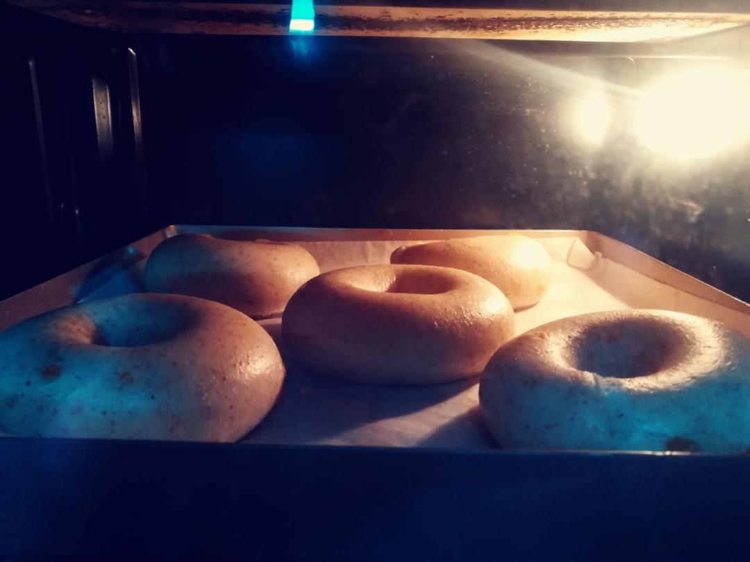 橙皮丁全麦贝果