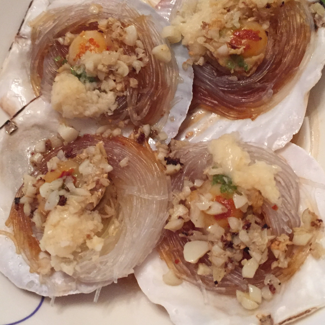 蒜蓉粉丝蒸扇贝