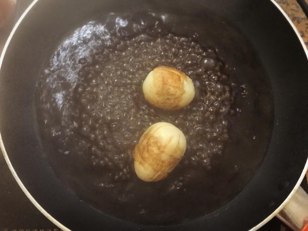 卤煮虎皮鸡蛋(平底锅版)的做法