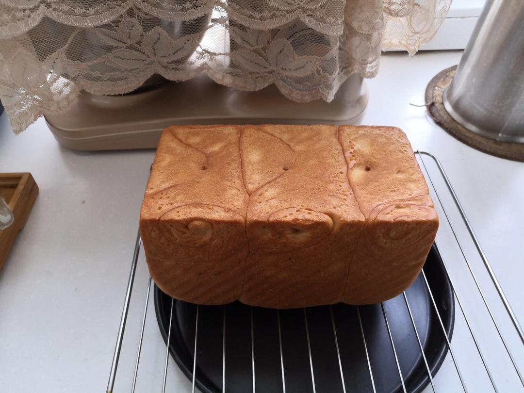 纯奶手撕吐司