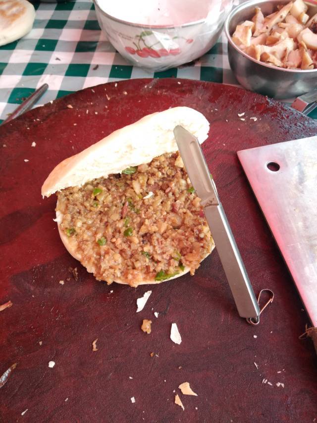 腊汁肉夹馍