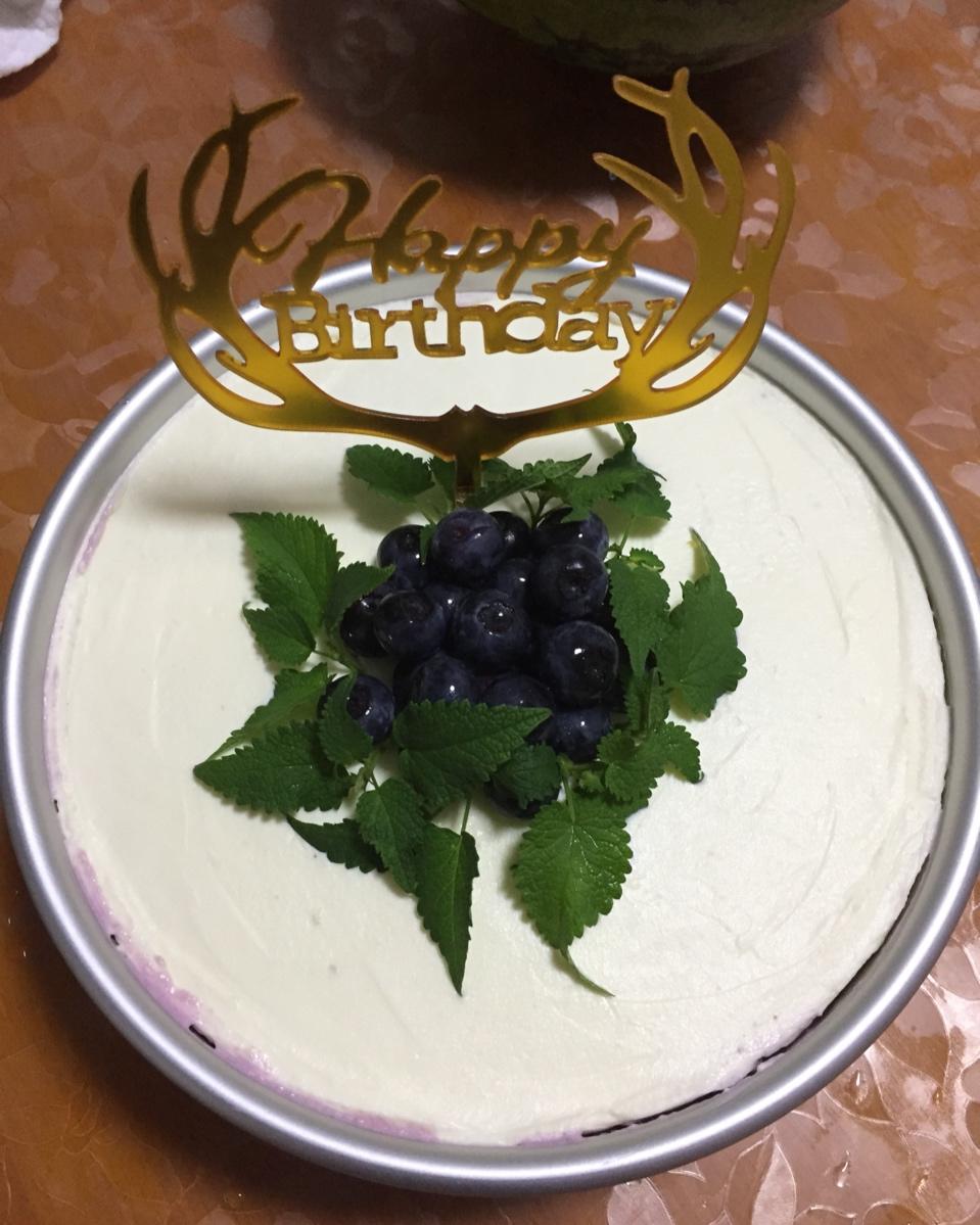 《Tinrry下午茶》教你做蓝莓益力多慕斯