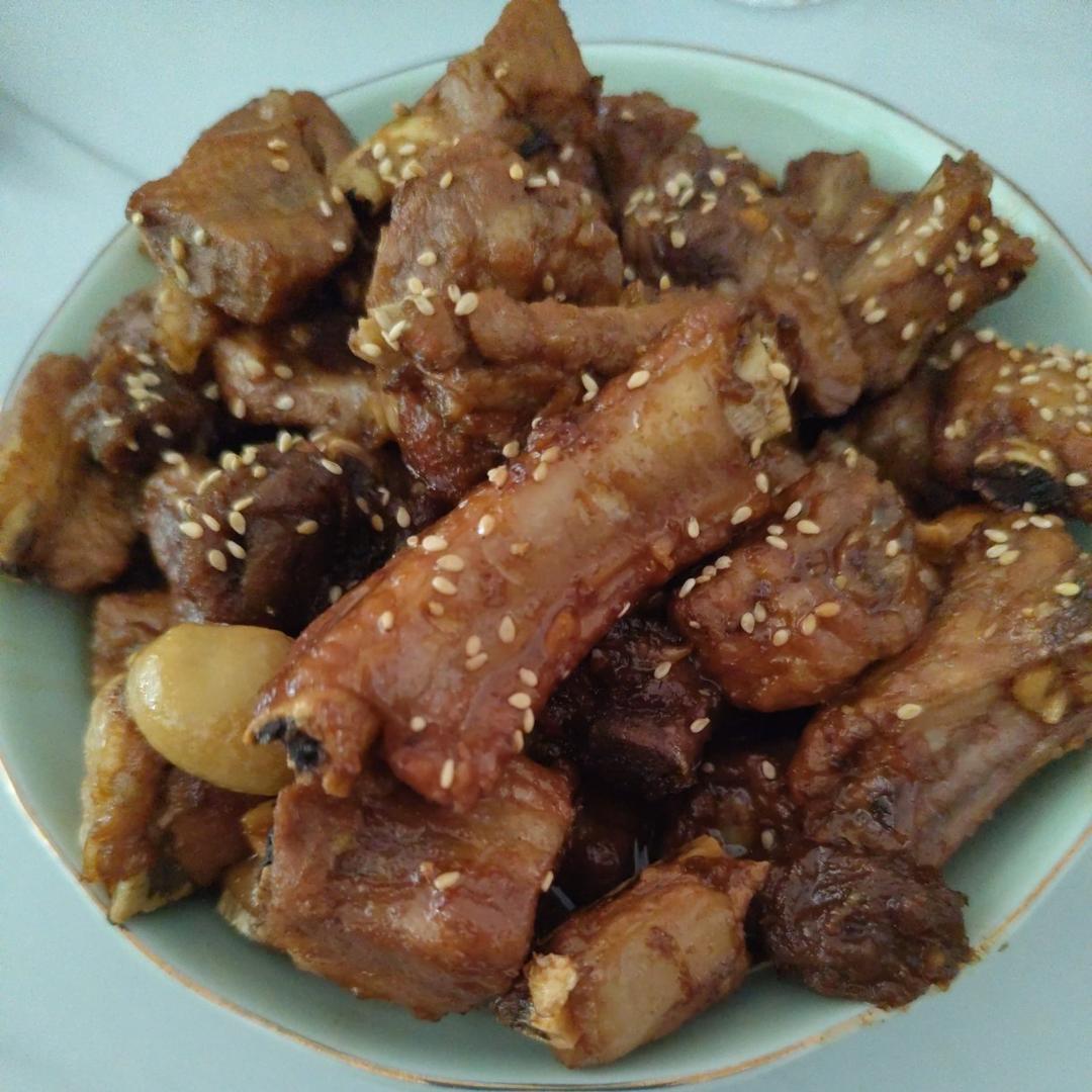 一嘬就脱骨的雪碧话梅小排