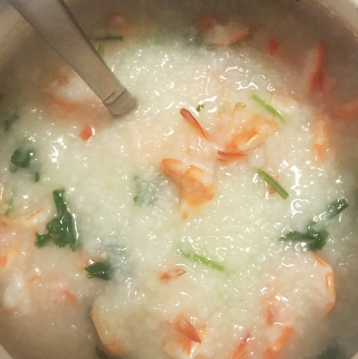 鲜虾砂锅粥