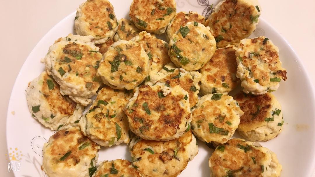 豆腐鸡蛋蔬菜饼（减脂少油高蛋白营养早餐）