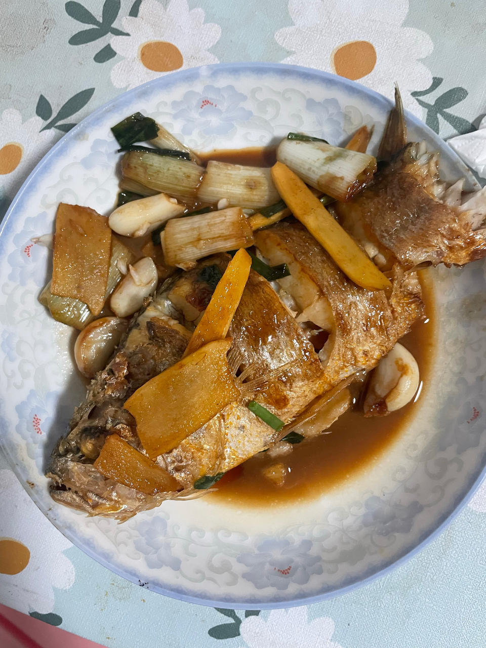 家常烧黄鱼 Yellow sea fish